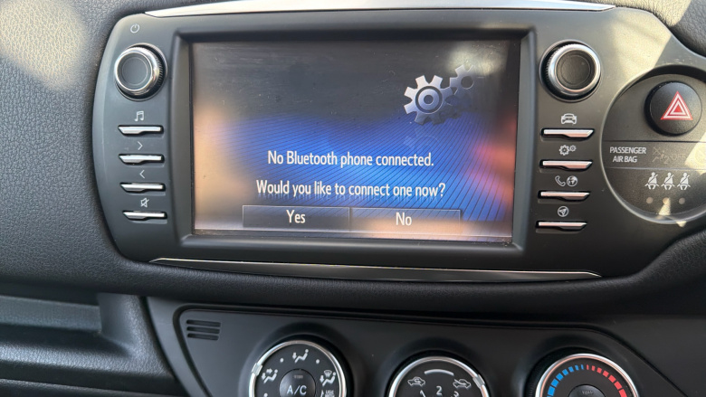 Toyota Yaris 1.5 VVT-i Y20 5dr [Bi-tone] Petrol Hatchback